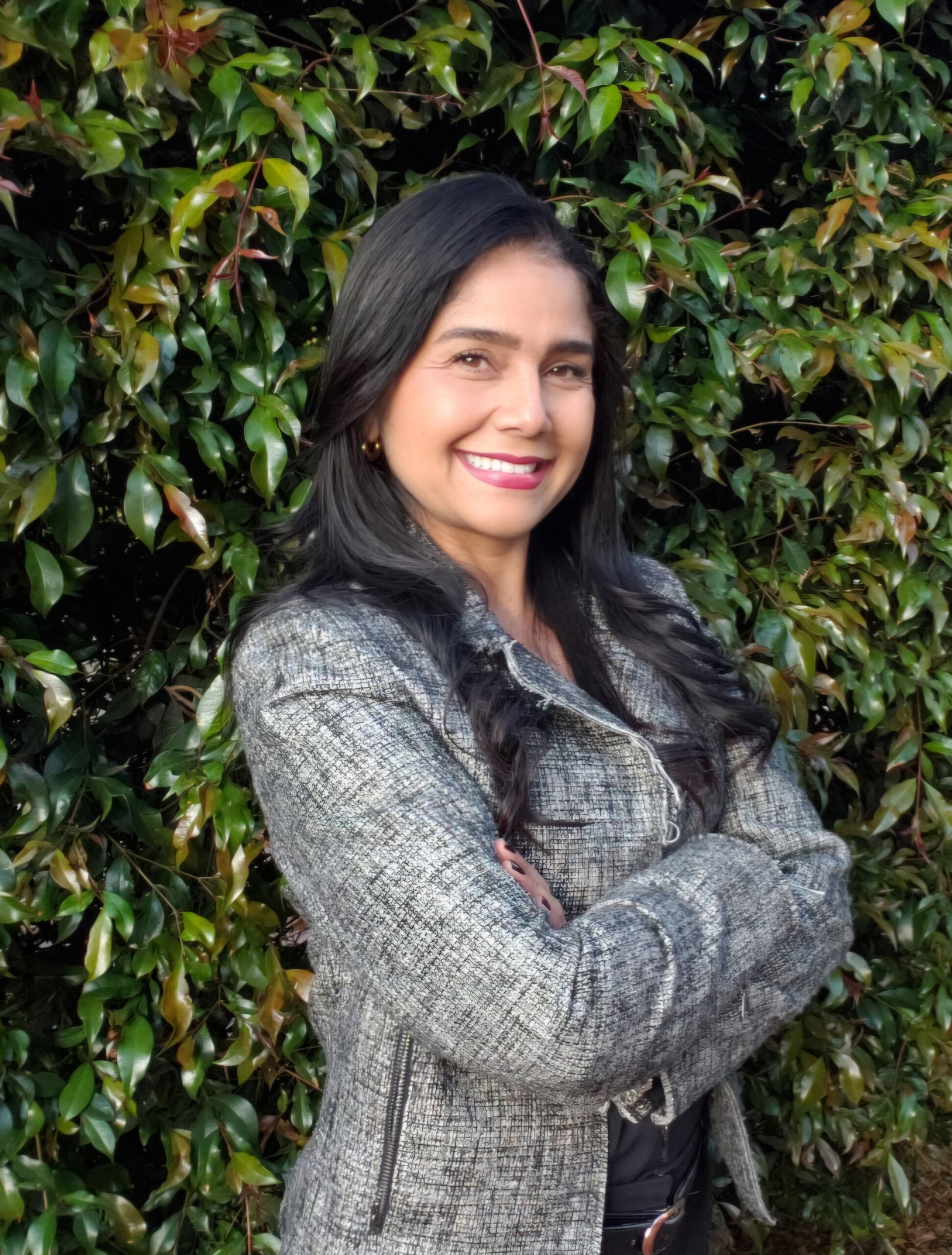 lena cantillo directora comercial